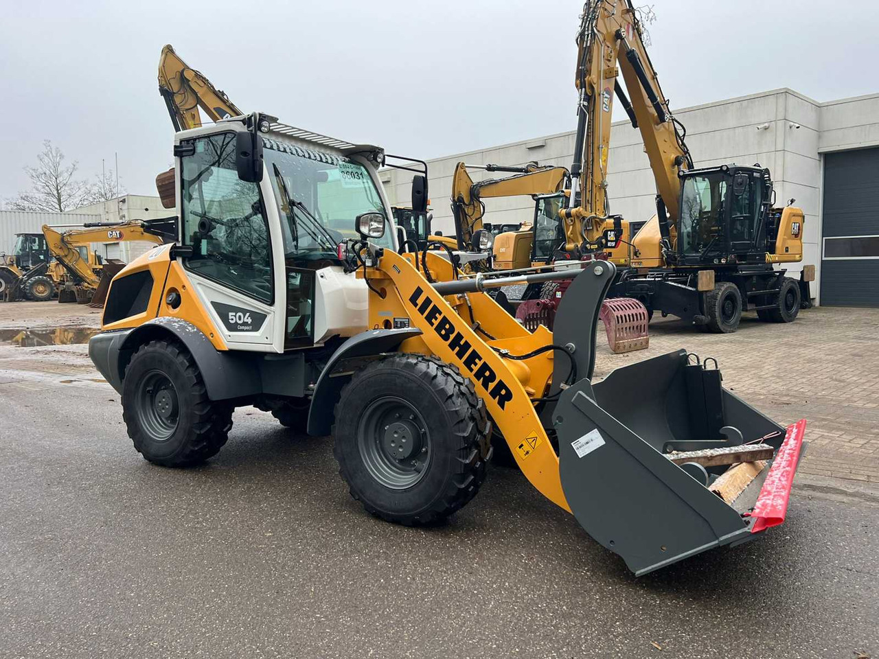 Liebherr L504 Compact - Kolesni nakladalec: slika 4 Liebherr L504 Compact - Kolesni nakladalec: slika 4