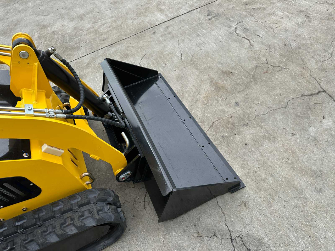 Kompaktni nakladalnik na gosenicah MACHPRO - 2025 - MP-S300 - SKID STEER LOADER: slika 10
