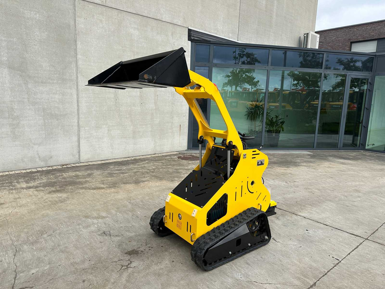 Kompaktni nakladalnik na gosenicah MACHPRO - 2025 - MP-S300 - SKID STEER LOADER: slika 22