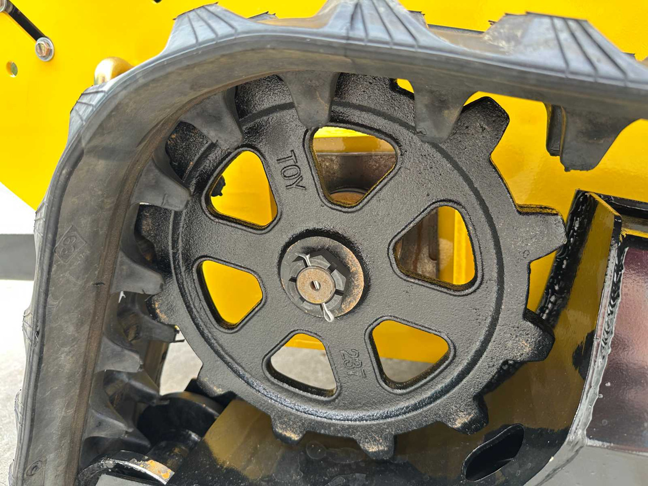 Kompaktni nakladalnik na gosenicah MACHPRO - 2025 - MP-S300 - SKID STEER LOADER: slika 20