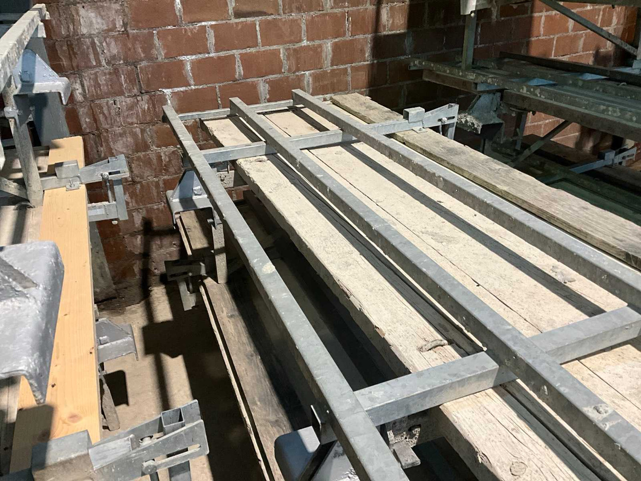 MBT CONCRETING PLATFORM (2X) - Dvižna ploščad: slika 4 MBT CONCRETING PLATFORM (2X) - Dvižna ploščad: slika 4