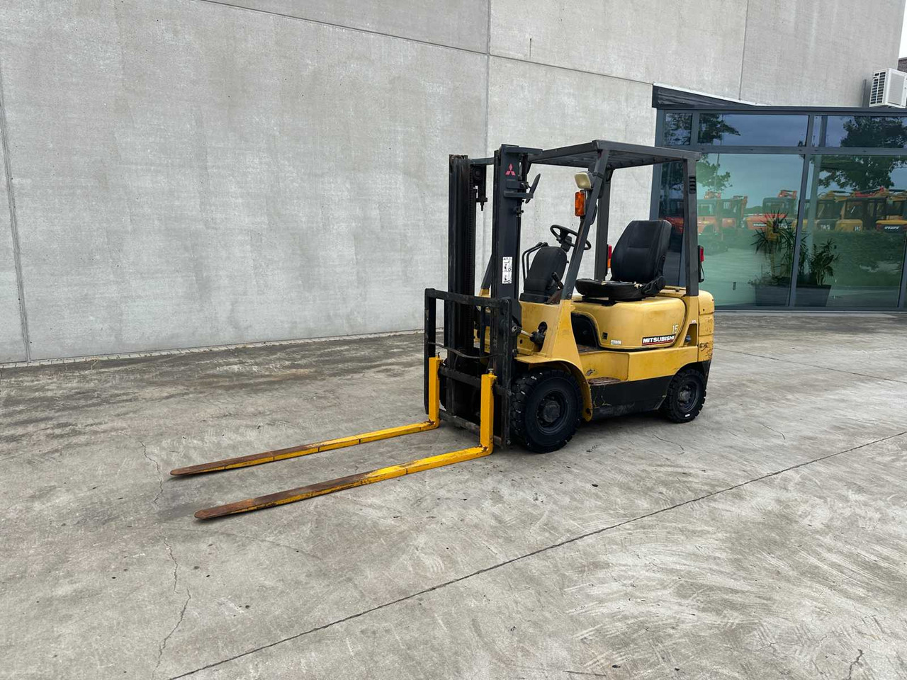 MITSUBISHI - 2000 - FG15 - FORKLIFT TRUCK - Viličar: slika 1 MITSUBISHI - 2000 - FG15 - FORKLIFT TRUCK - Viličar: slika 1