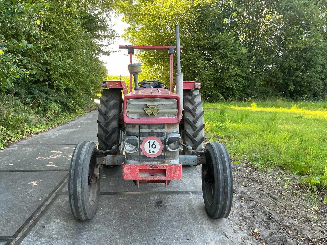 Massey Ferguson 135 - Traktor: slika 2 Massey Ferguson 135 - Traktor: slika 2