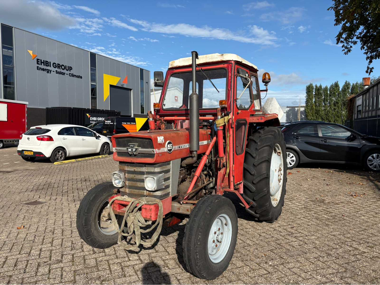 Massey ferguson 155 - Traktor: slika 1 Massey ferguson 155 - Traktor: slika 1