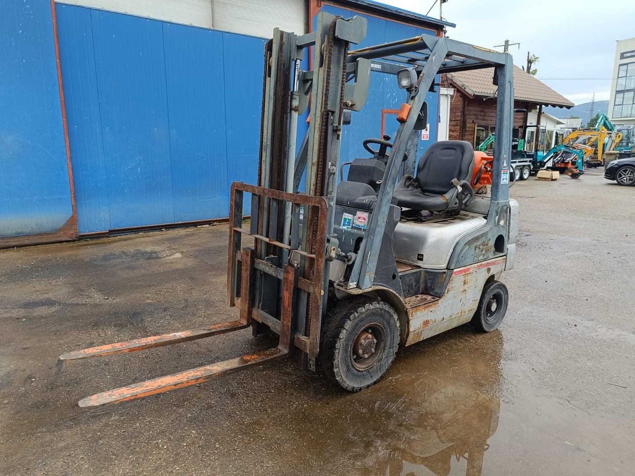 NISSAN - L01A15W - FORKLIFT TRUCKS - 2000 - Viličar: slika 2 NISSAN - L01A15W - FORKLIFT TRUCKS - 2000 - Viličar: slika 2
