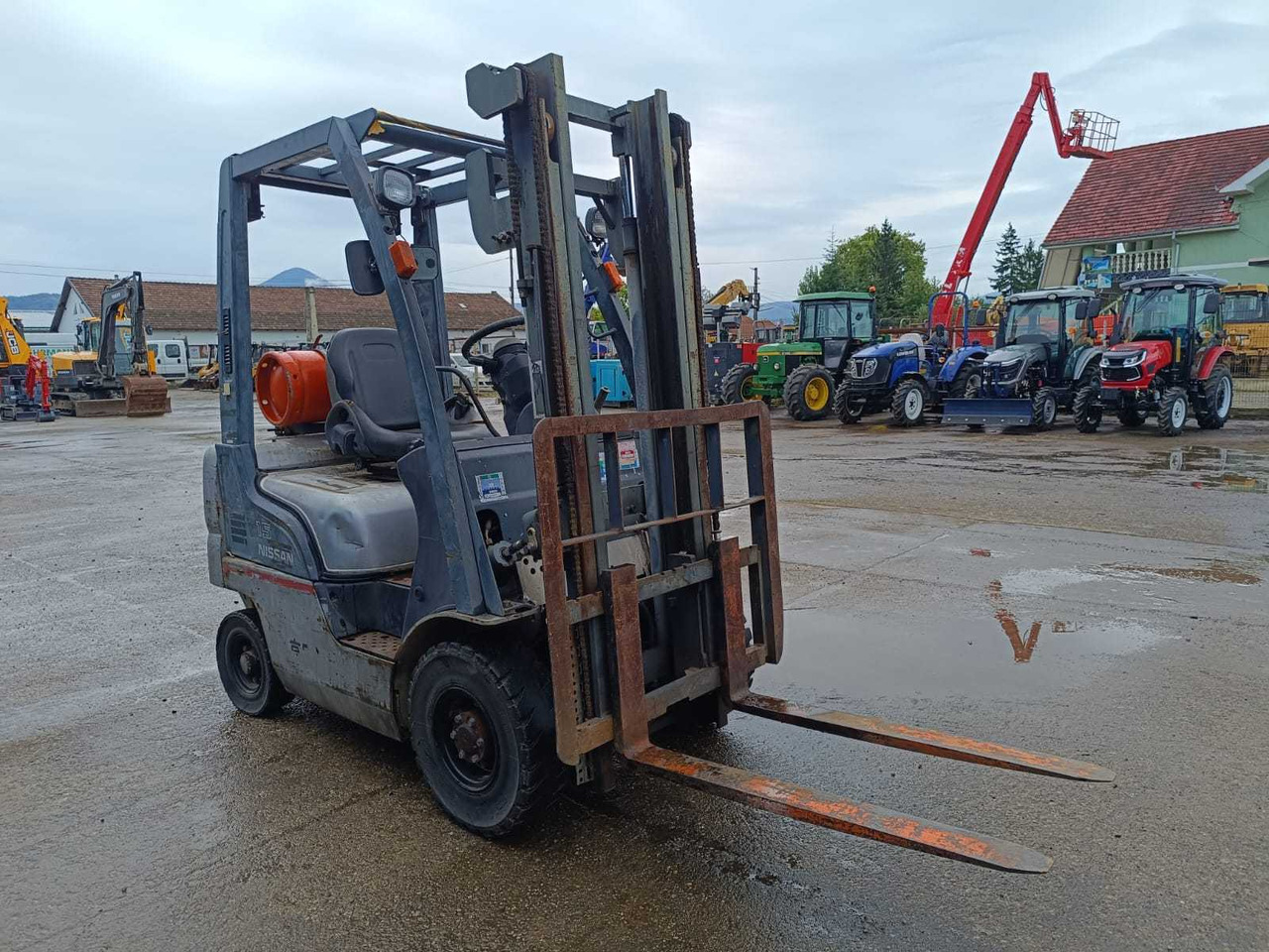 NISSAN - L01A15W - FORKLIFT TRUCKS - 2000 - Viličar: slika 1 NISSAN - L01A15W - FORKLIFT TRUCKS - 2000 - Viličar: slika 1