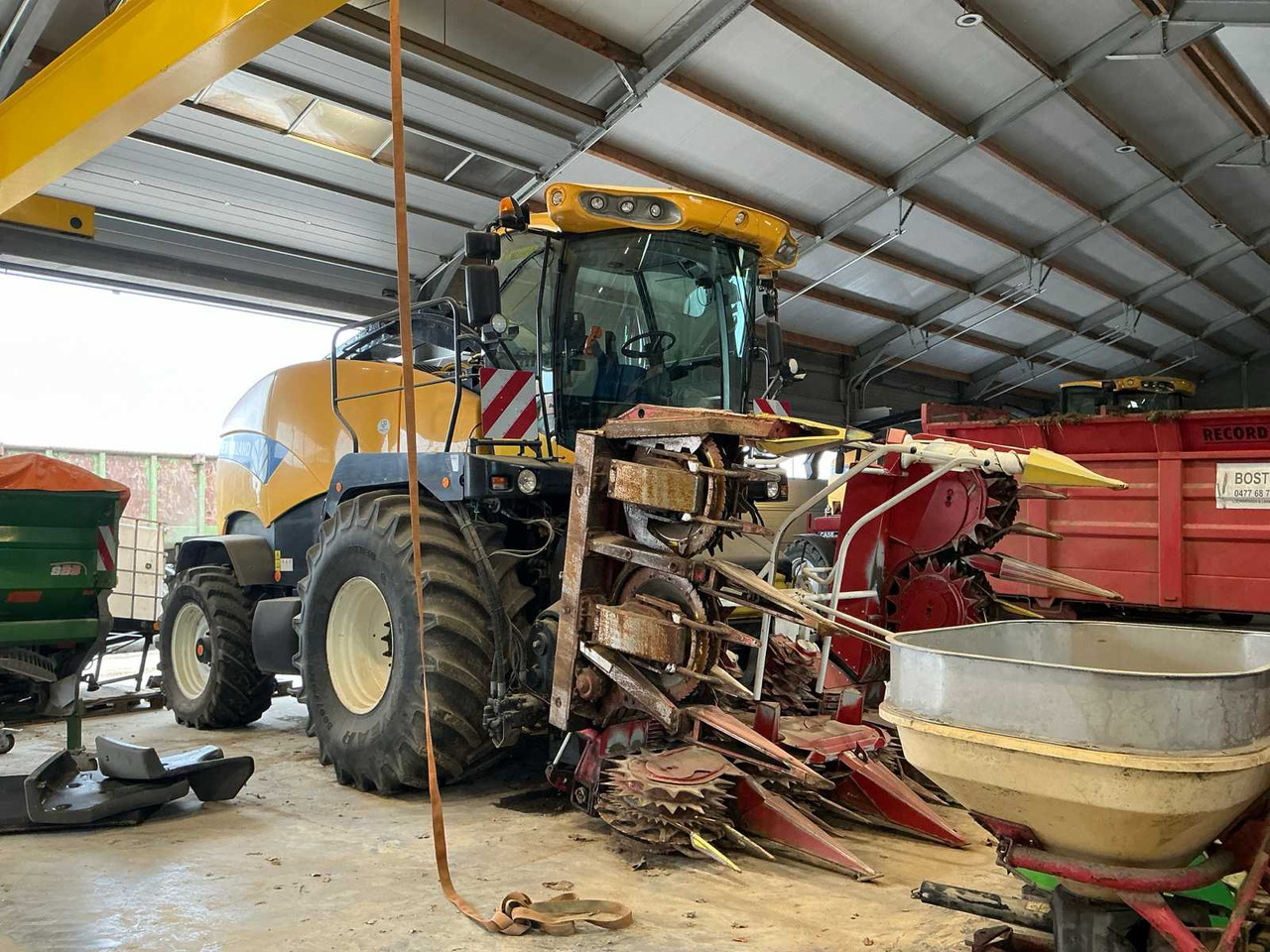New Holland FR9060 - Kombajn za krmo: slika 5 New Holland FR9060 - Kombajn za krmo: slika 5