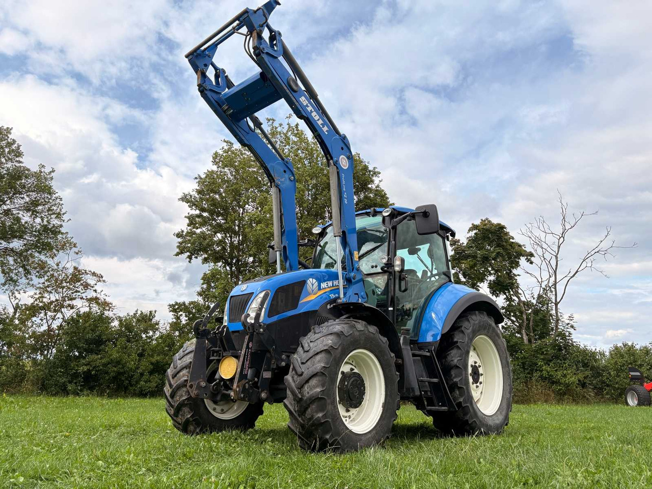 New Holland T5.105 EC - Traktor: slika 1 New Holland T5.105 EC - Traktor: slika 1