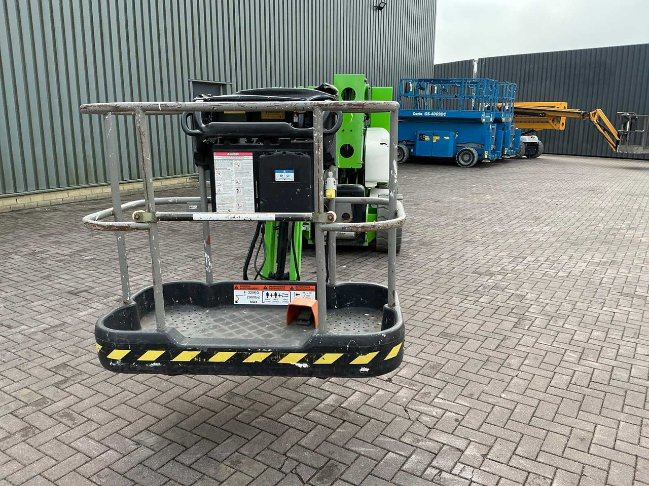 Nifty HR15N Hybrid MK3 - Dvižna ploščad: slika 3 Nifty HR15N Hybrid MK3 - Dvižna ploščad: slika 3