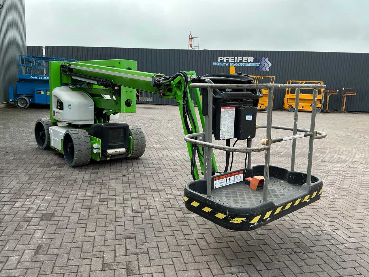 Nifty HR15N Hybrid MK3 - Dvižna ploščad: slika 4 Nifty HR15N Hybrid MK3 - Dvižna ploščad: slika 4