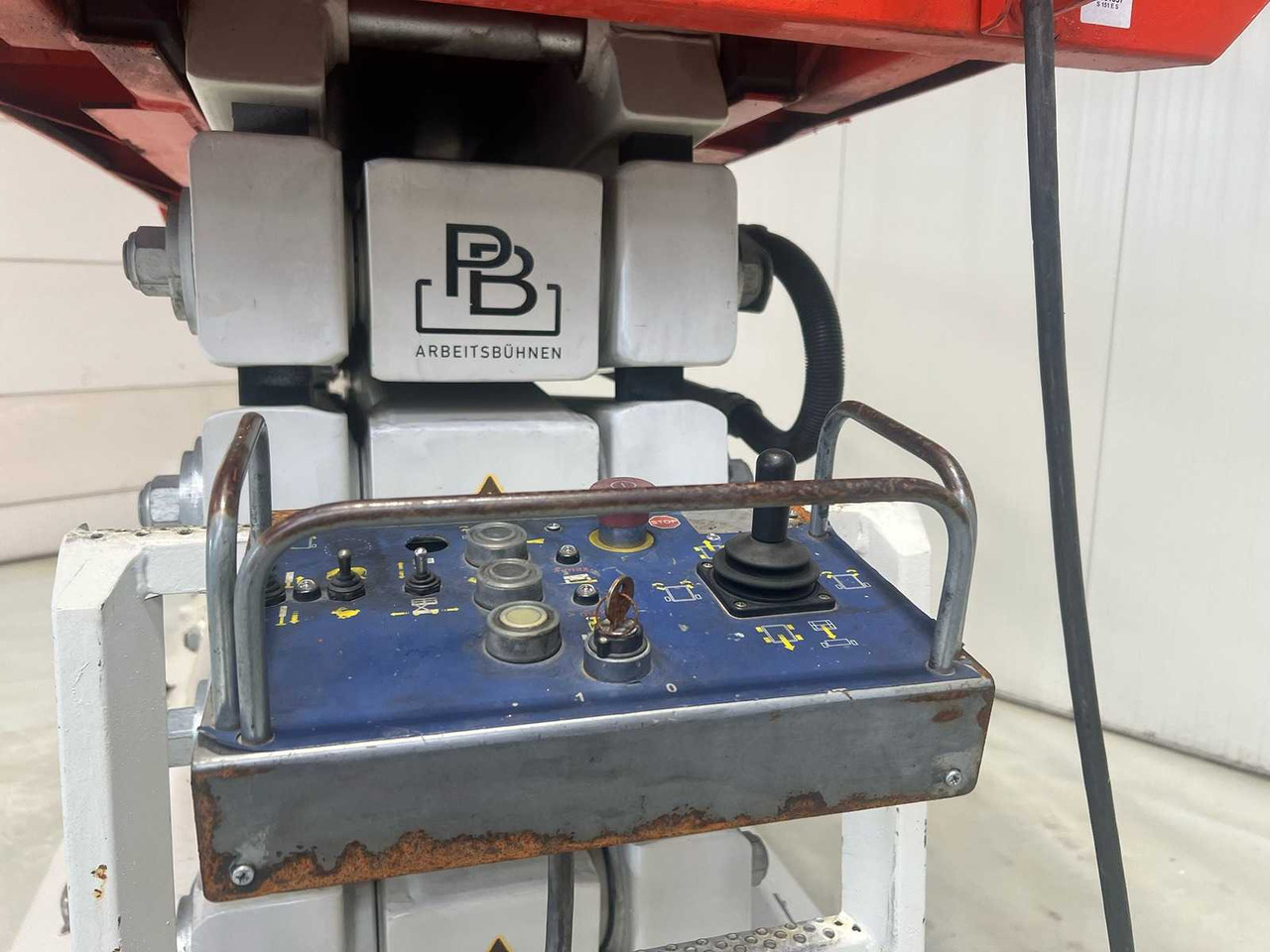 PB S171-16 E - Dvižna ploščad: slika 3 PB S171-16 E - Dvižna ploščad: slika 3