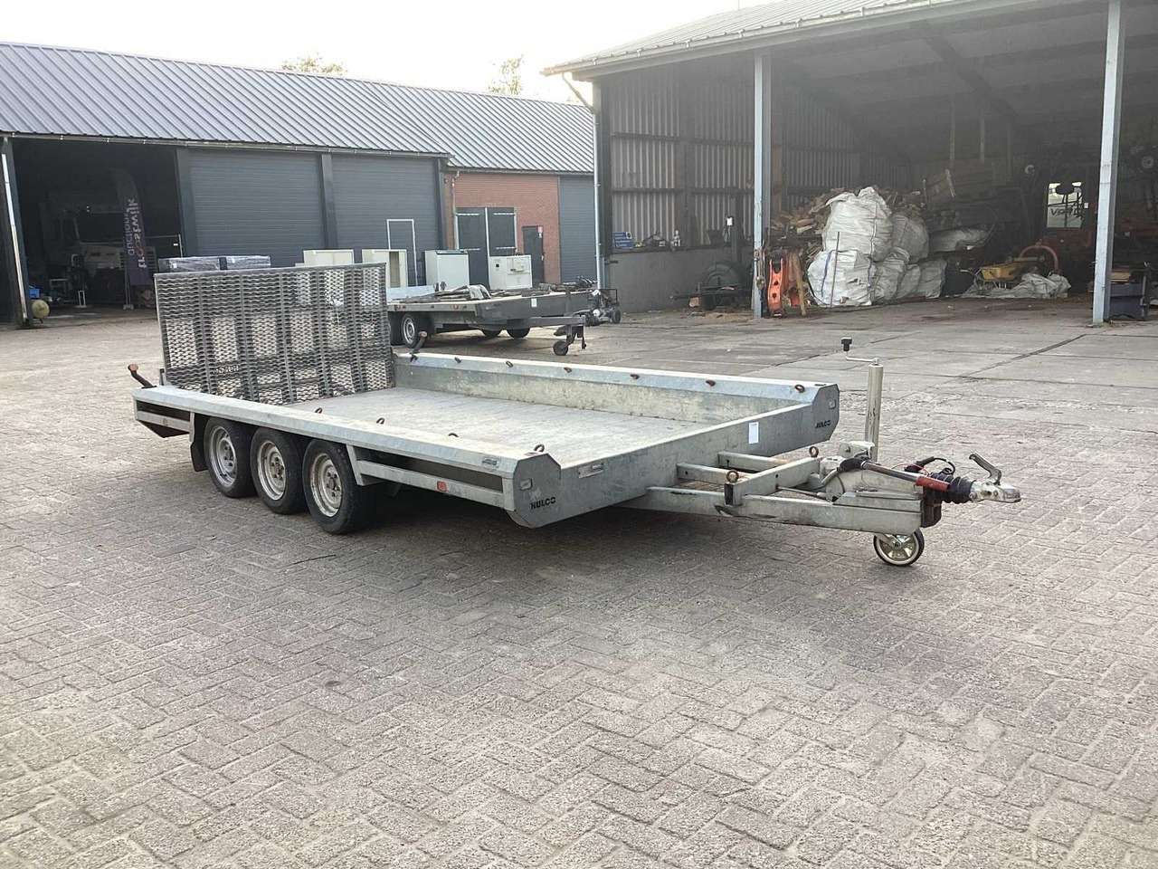 2016 HULCO MACHINE TRANSPORTER TERRAX-3 TRAILER - Prikolica: slika 2 2016 HULCO MACHINE TRANSPORTER TERRAX-3 TRAILER - Prikolica: slika 2