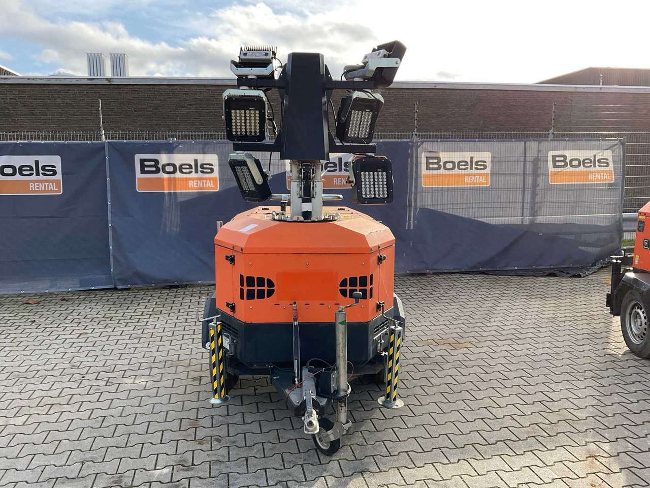 2016 TOWERLIGHT VB-9 LED LIGHT POLE GENERATOR TRAILER LED - Prikolica: slika 3 2016 TOWERLIGHT VB-9 LED LIGHT POLE GENERATOR TRAILER LED - Prikolica: slika 3