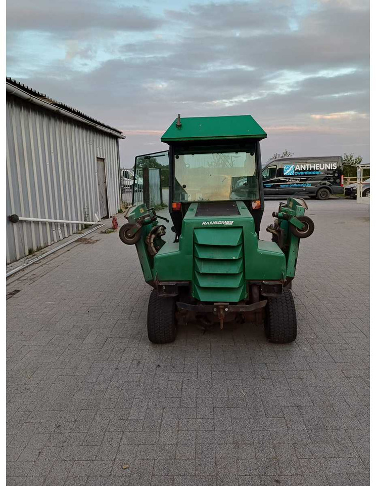Ransomes 960 - Vrtna kosilnica: slika 5 Ransomes 960 - Vrtna kosilnica: slika 5