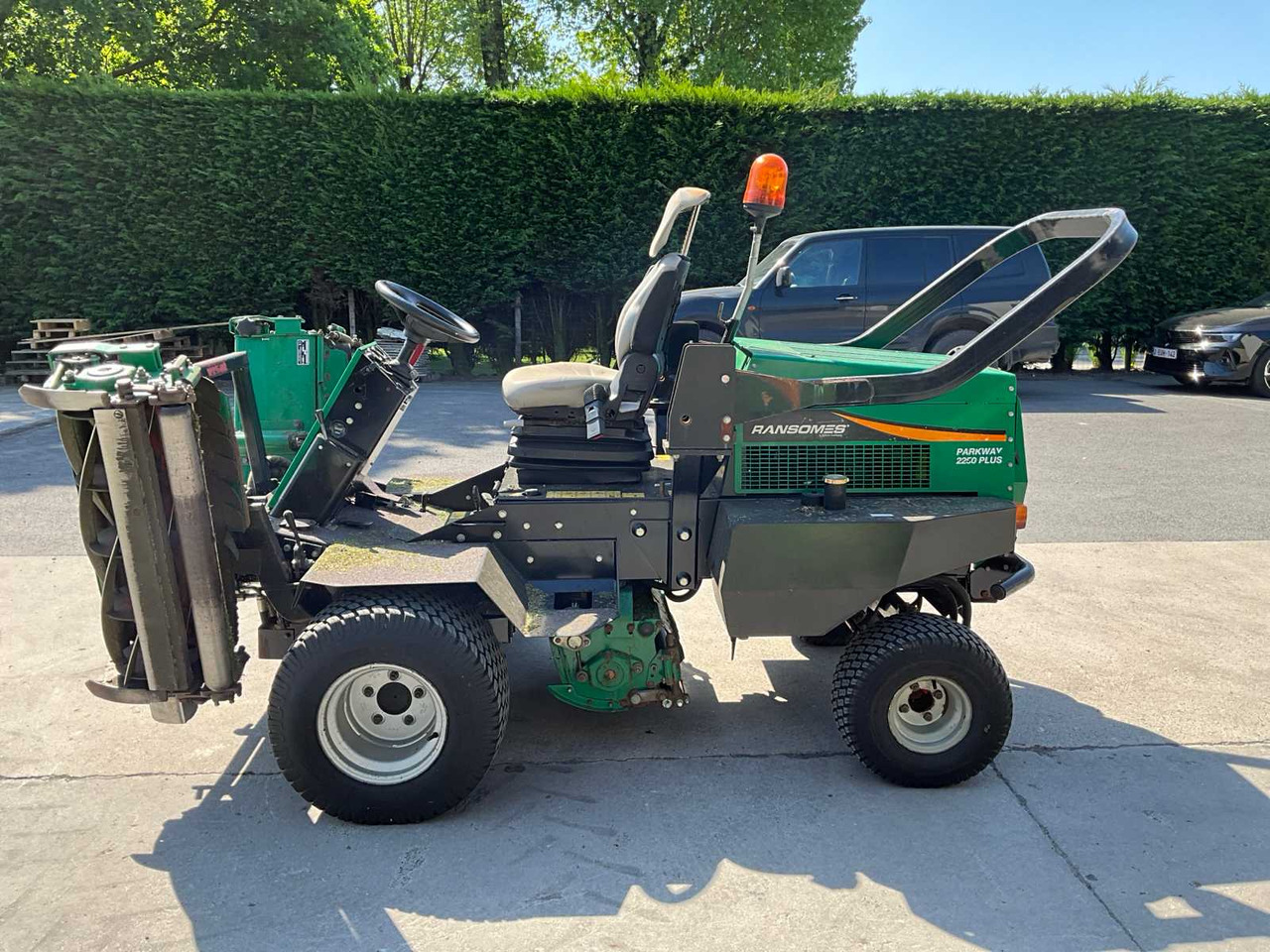 Ransomes Parkway 2250 plus - Mulčer: slika 2 Ransomes Parkway 2250 plus - Mulčer: slika 2
