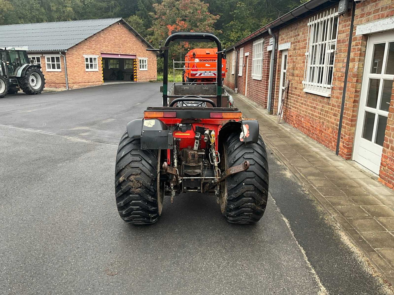 SAME SOLARIS 35 DT 4-WHEEL DRIVE TRACTOR - 2000 - Traktor: slika 4 SAME SOLARIS 35 DT 4-WHEEL DRIVE TRACTOR - 2000 - Traktor: slika 4