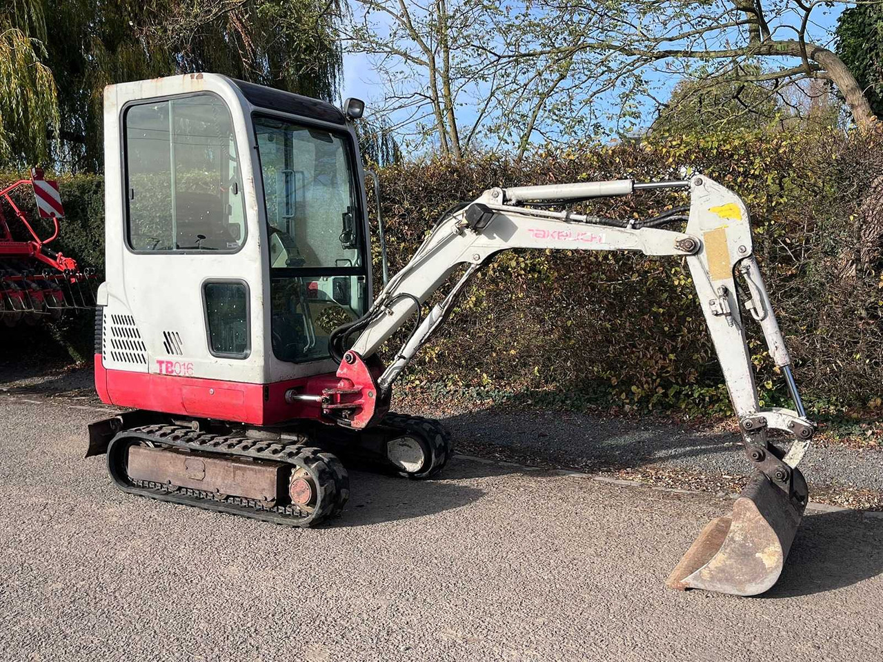 TAKEUCHI TB016 MINI EXCAVATOR - Mini bager: slika 1 TAKEUCHI TB016 MINI EXCAVATOR - Mini bager: slika 1