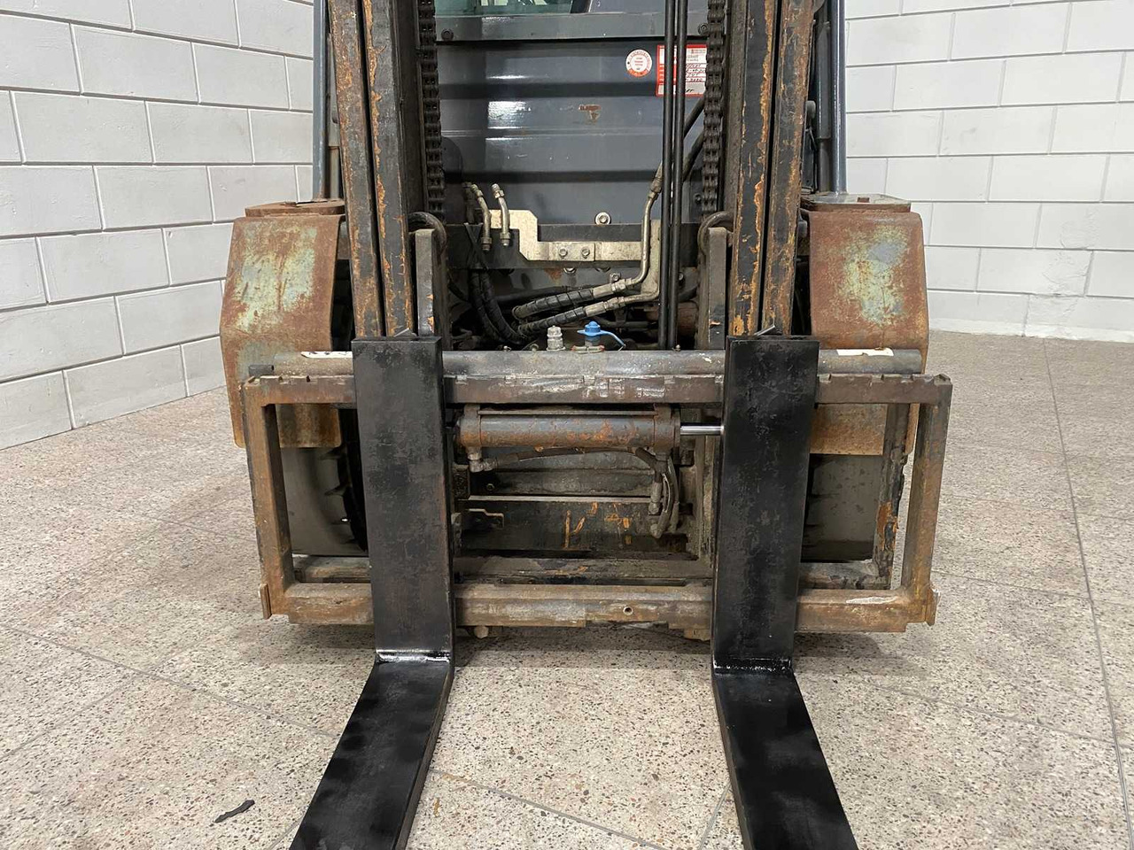 TOYOTA - 02-8FGF25 - FORKLIFT - SIDE-SHIFT - Viličar: slika 2 TOYOTA - 02-8FGF25 - FORKLIFT - SIDE-SHIFT - Viličar: slika 2