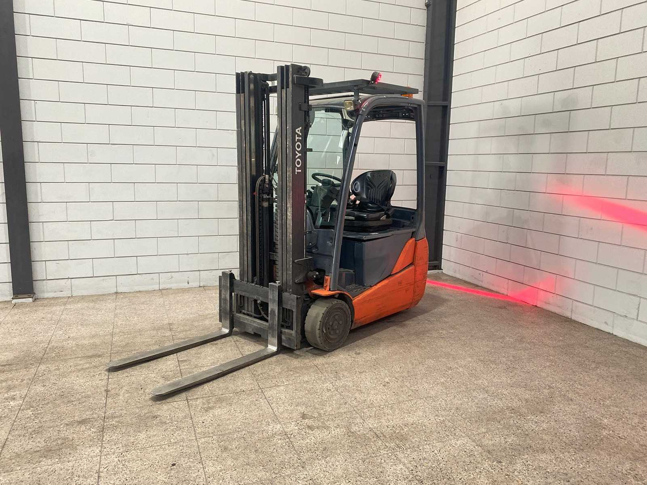 TOYOTA - 2012 - 8 FBEKT 16 - FORKLIFT TRUCK - Viličar: slika 1 TOYOTA - 2012 - 8 FBEKT 16 - FORKLIFT TRUCK - Viličar: slika 1