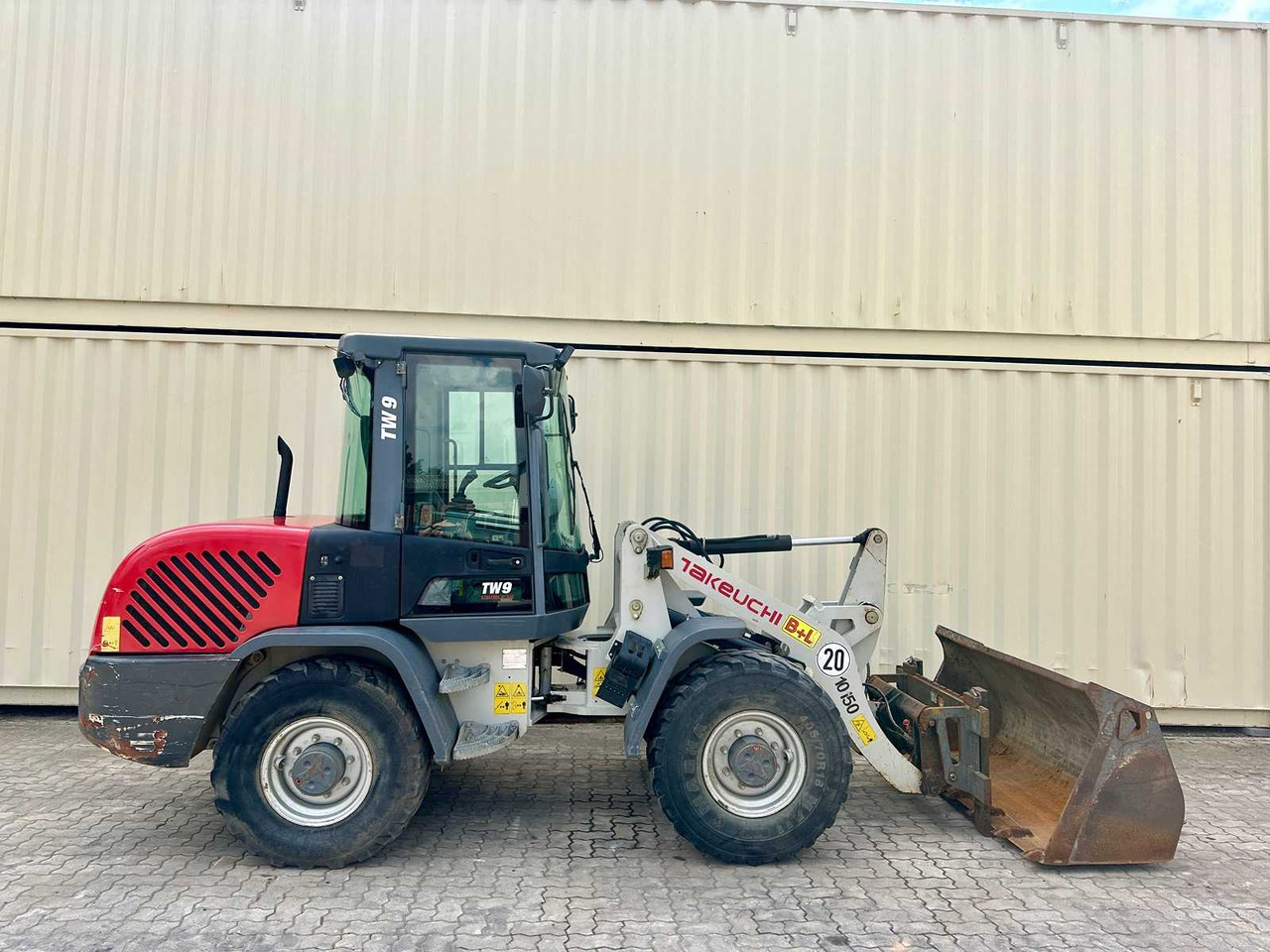 Takeuchi TW9 - Kolesni nakladalec: slika 1 Takeuchi TW9 - Kolesni nakladalec: slika 1