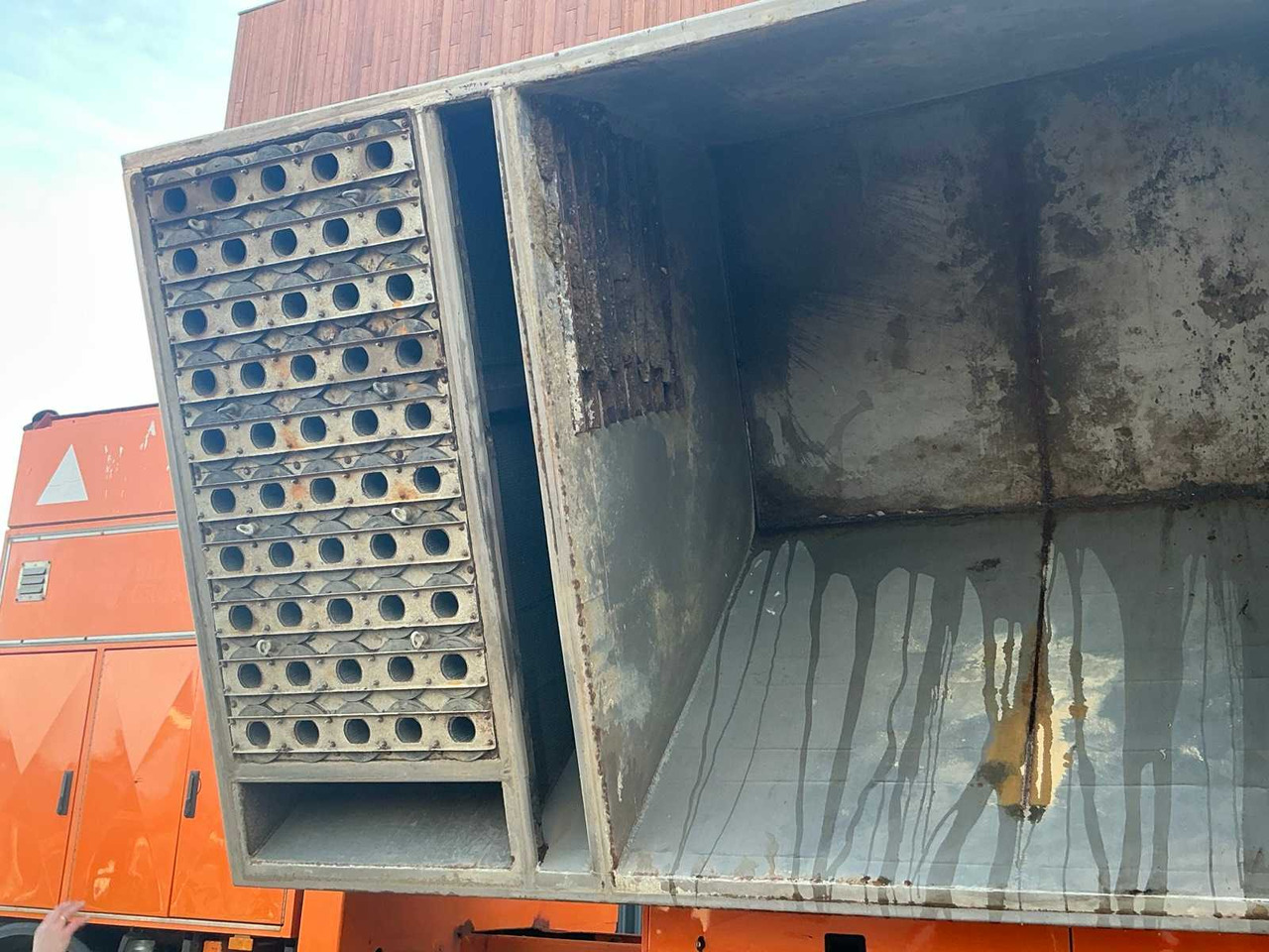 Tovornjak 2006 MERCEDES-BENZ 414F TRUCK WITH SUCTION BODY: slika 19