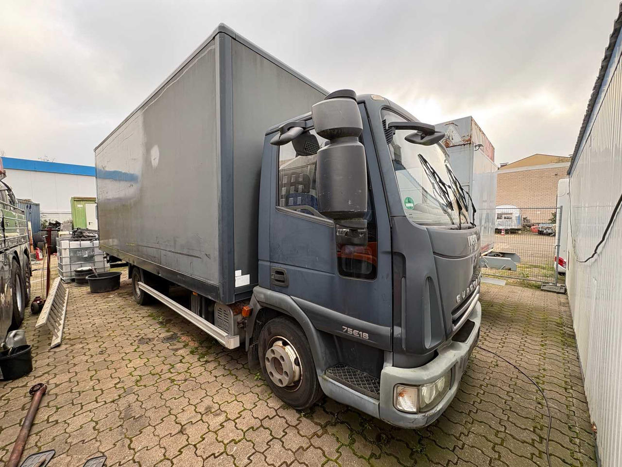 2008 IVECO DAILY TYPE: 70C17 - TRUCK - Tovornjak: slika 2 2008 IVECO DAILY TYPE: 70C17 - TRUCK - Tovornjak: slika 2