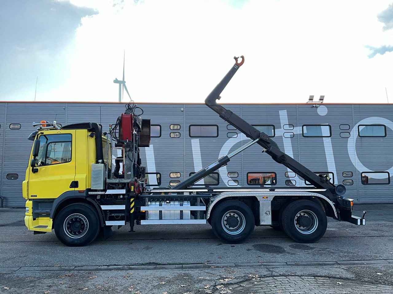 2012 GINAF X3232S 6X4 25T HOOK LIFT + HMF 1643 Z-CRANE TRUCK BZ-VG-55 - Tovornjak: slika 5 2012 GINAF X3232S 6X4 25T HOOK LIFT + HMF 1643 Z-CRANE TRUCK BZ-VG-55 - Tovornjak: slika 5