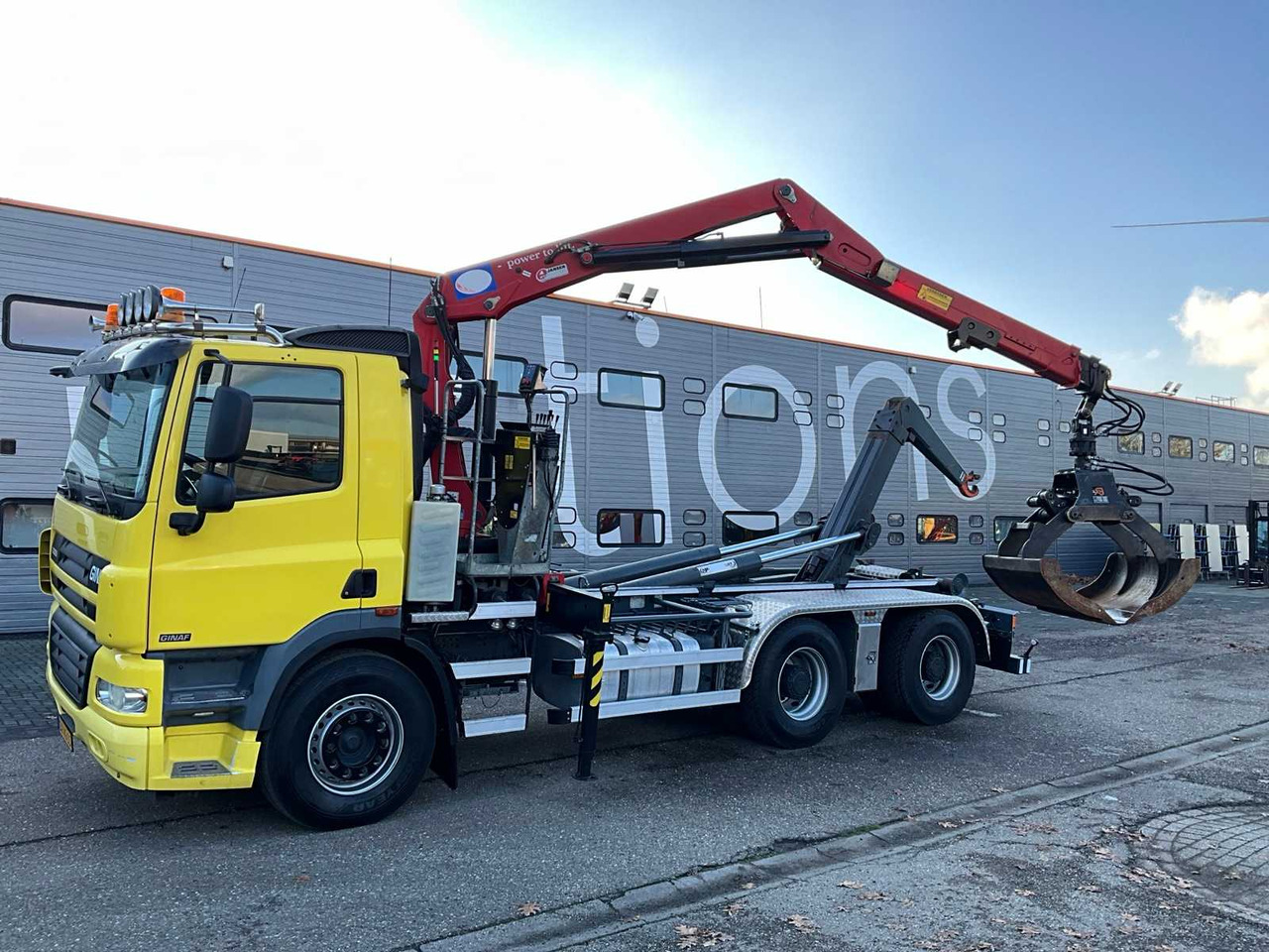 2012 GINAF X3232S 6X4 25T HOOK LIFT + HMF 1643 Z-CRANE TRUCK BZ-VG-55 - Tovornjak: slika 2 2012 GINAF X3232S 6X4 25T HOOK LIFT + HMF 1643 Z-CRANE TRUCK BZ-VG-55 - Tovornjak: slika 2