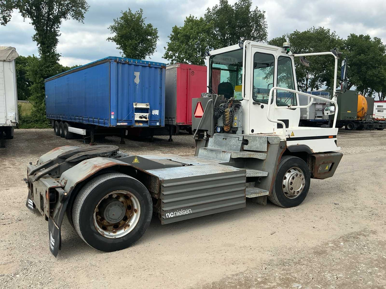 2015 TERBERG YT202-EU ELECTRIC TERMINAL TRACTOR - Tovornjak: slika 3 2015 TERBERG YT202-EU ELECTRIC TERMINAL TRACTOR - Tovornjak: slika 3