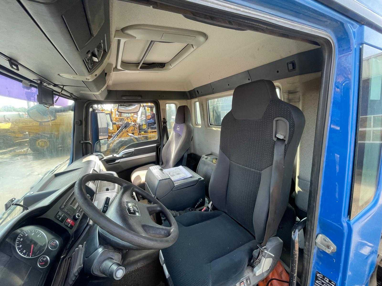 Tovornjak MAN - 2010 - 35.400 TGS - TRUCK: slika 13