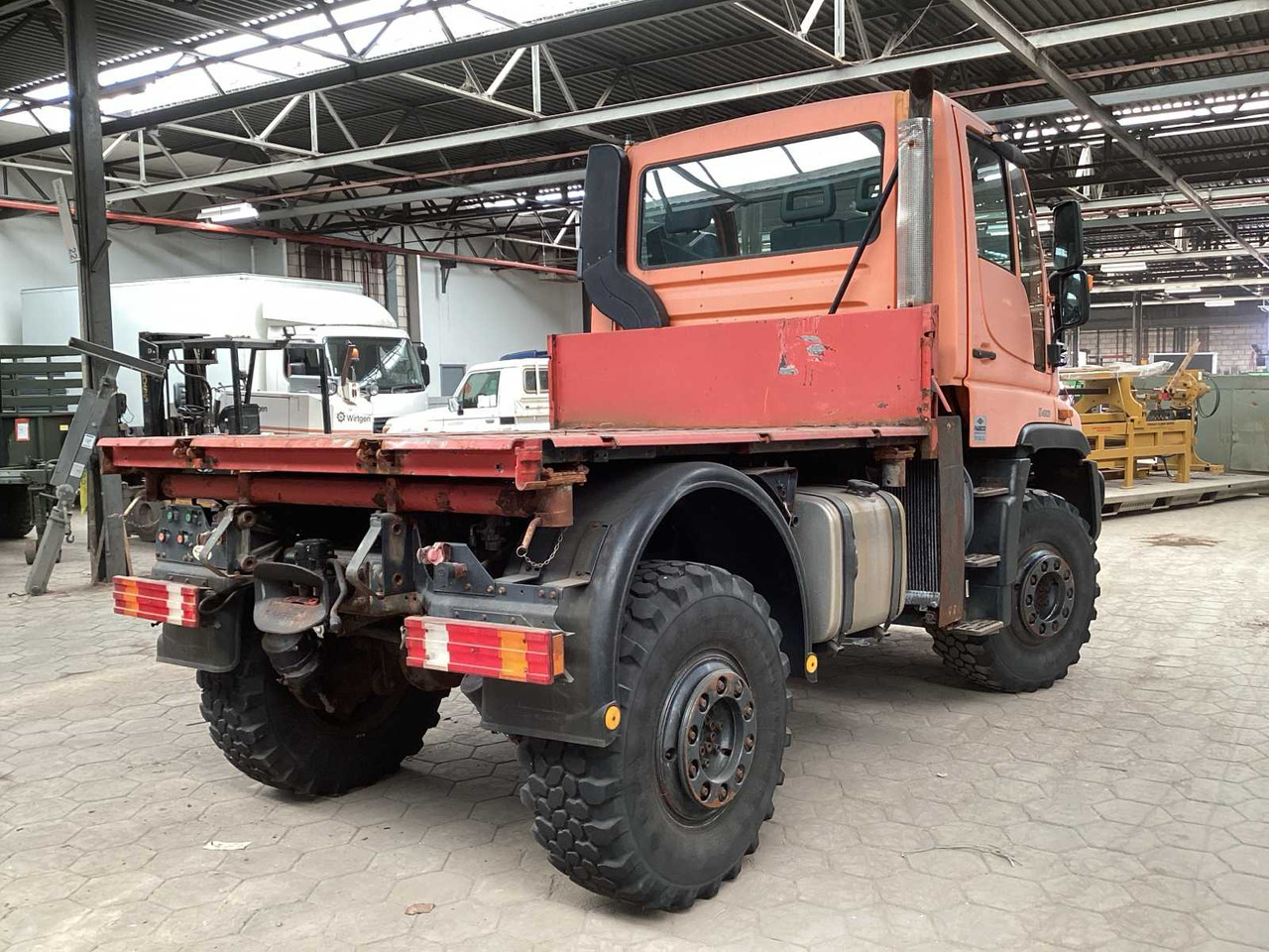 UNIMOG U 400 TRUCK - Tovornjak: slika 3 UNIMOG U 400 TRUCK - Tovornjak: slika 3