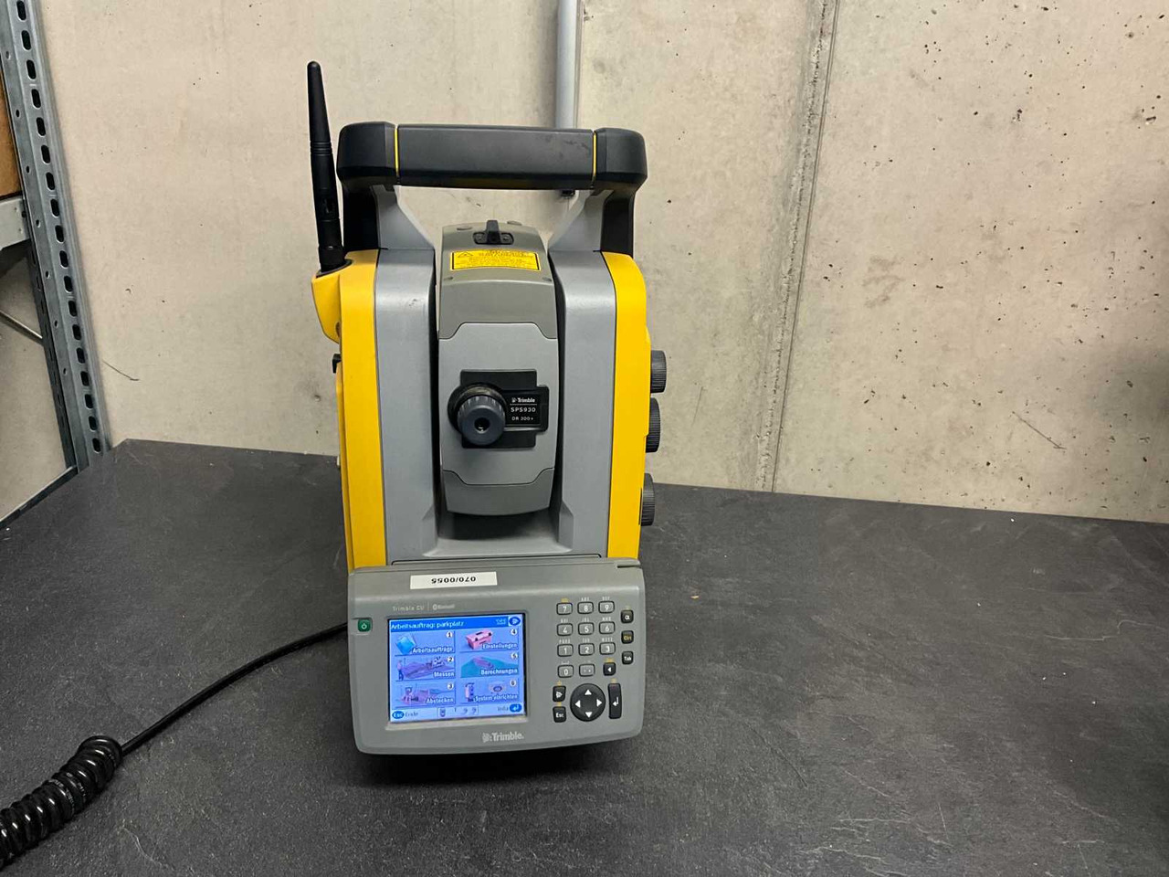 Trimble SPS930 - Gradbena oprema: slika 1 Trimble SPS930 - Gradbena oprema: slika 1