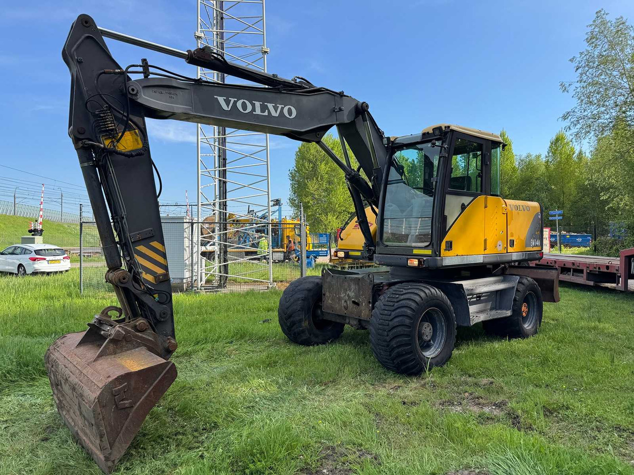 Volvo EW140 - Bager na kolesih: slika 2 Volvo EW140 - Bager na kolesih: slika 2