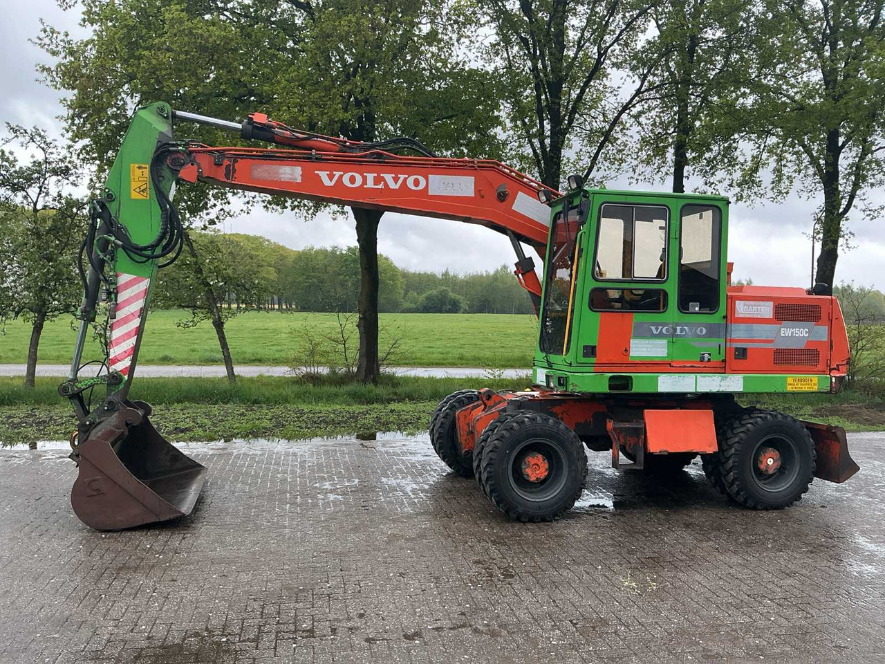 Volvo EW150C - Avtodvigalo: slika 2 Volvo EW150C - Avtodvigalo: slika 2