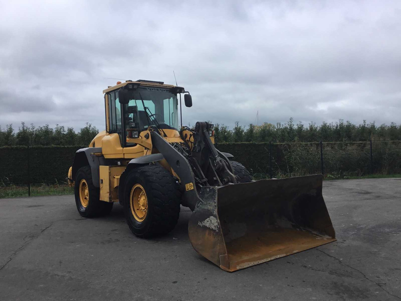 Volvo L70G - Kolesni nakladalec: slika 2 Volvo L70G - Kolesni nakladalec: slika 2