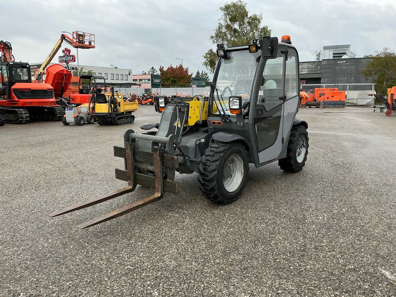 Weidemann Kramer 4512CC - Mini nakladalec: slika 1 Weidemann Kramer 4512CC - Mini nakladalec: slika 1