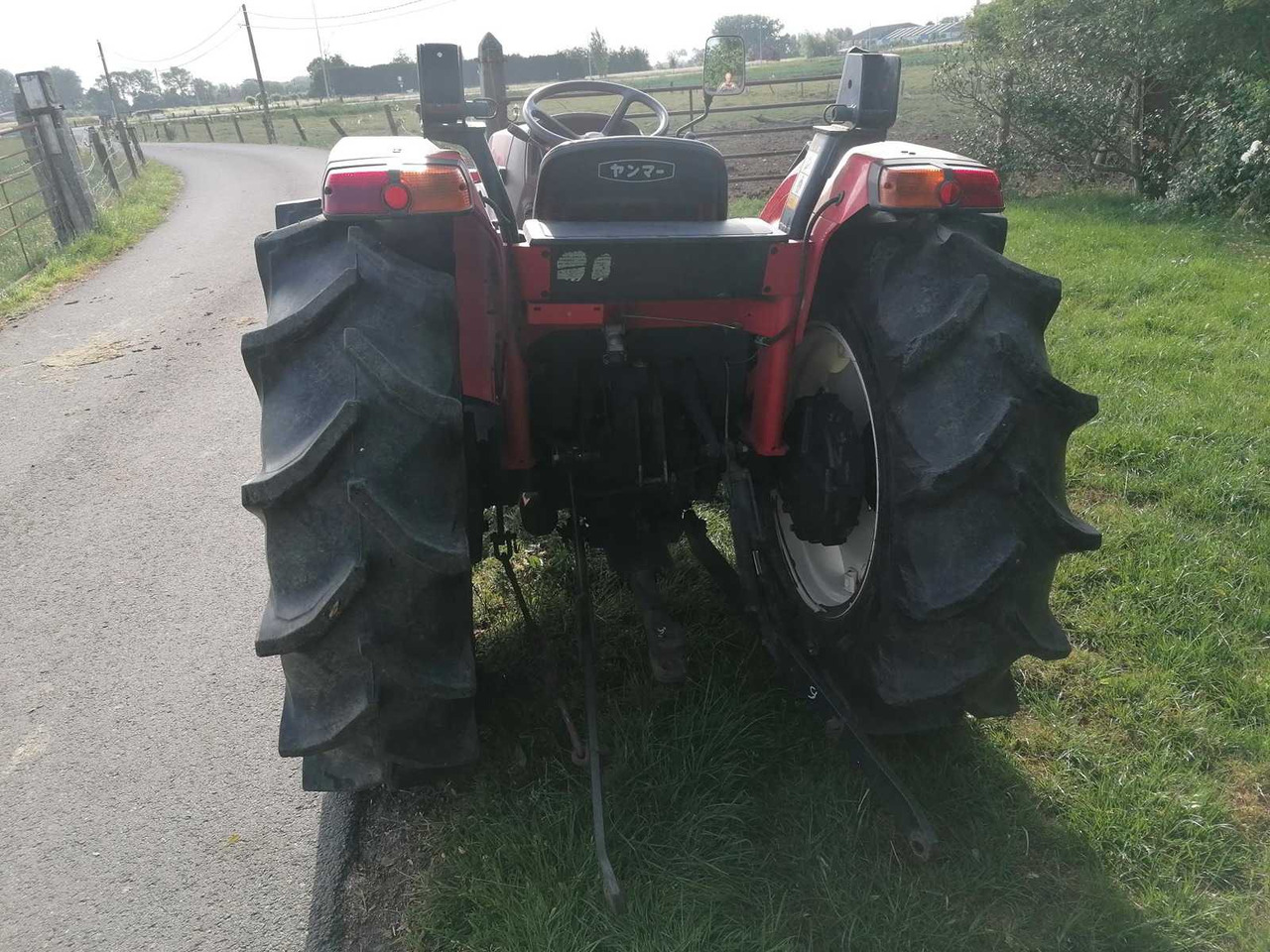 Yanmar AF-33 - Mini traktor: slika 4 Yanmar AF-33 - Mini traktor: slika 4