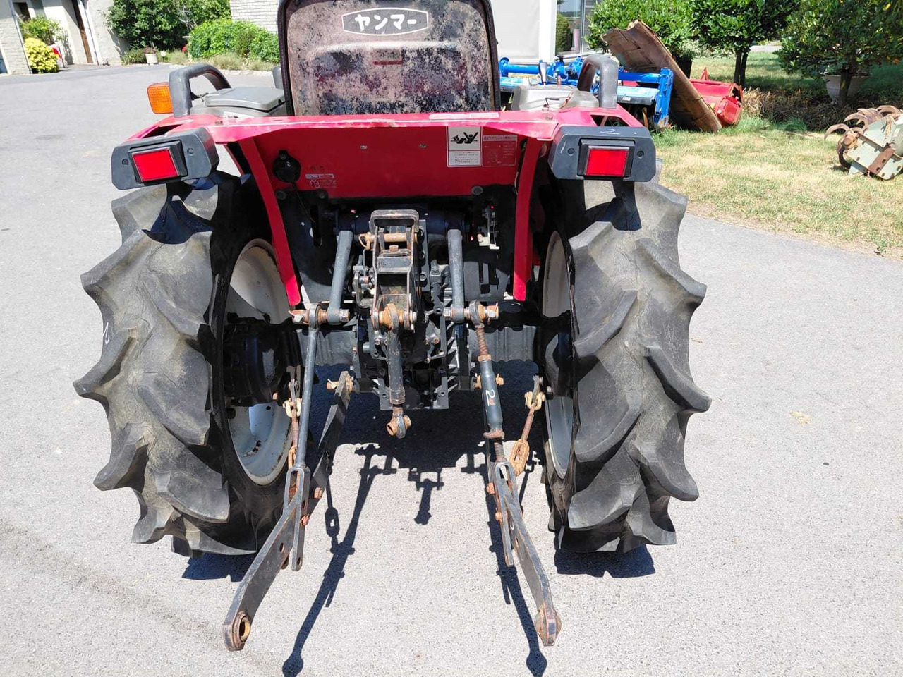 Yanmar F180 - Mini traktor: slika 4 Yanmar F180 - Mini traktor: slika 4