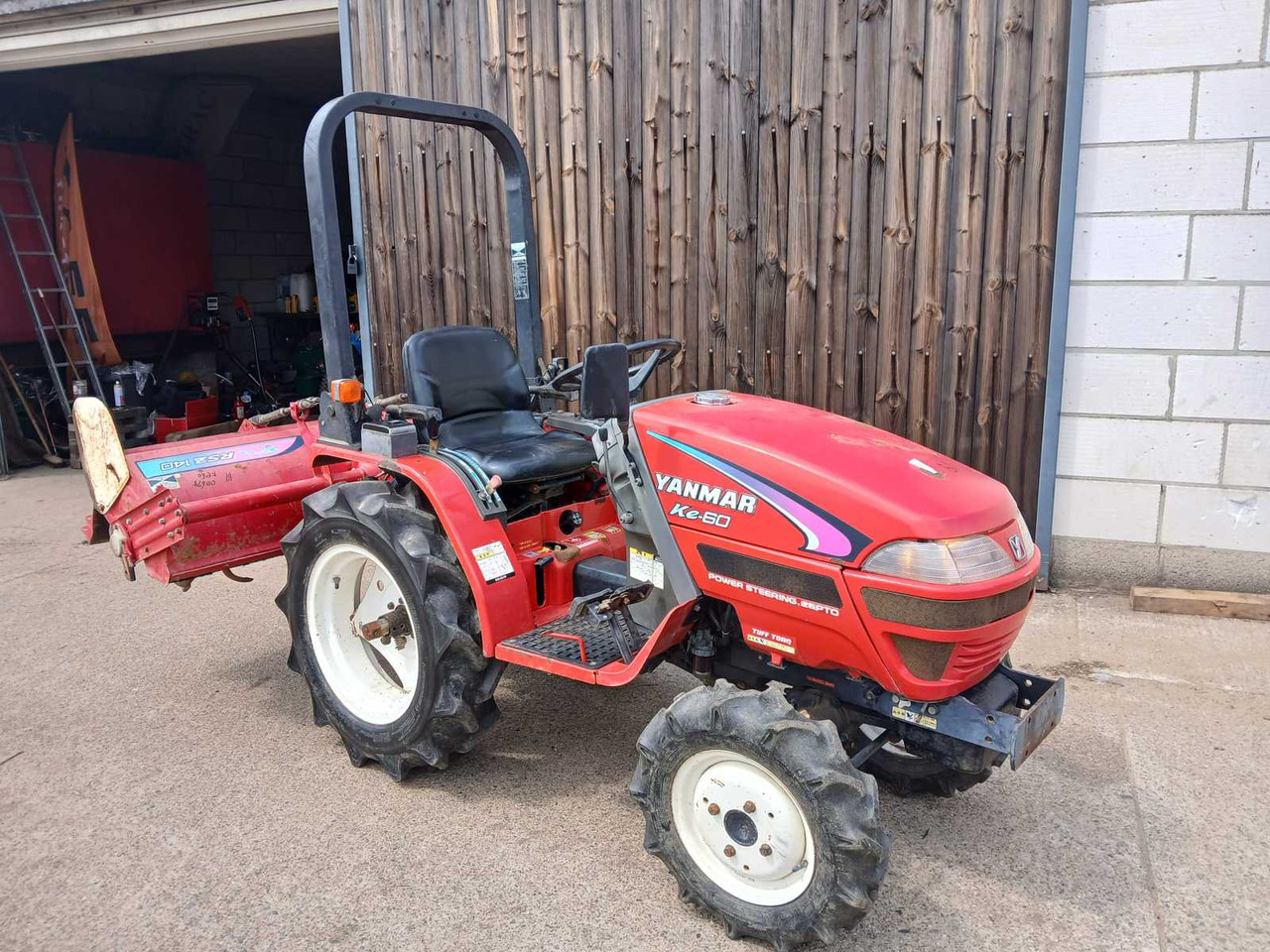 Yanmar Ke-60 - Mini traktor: slika 2 Yanmar Ke-60 - Mini traktor: slika 2