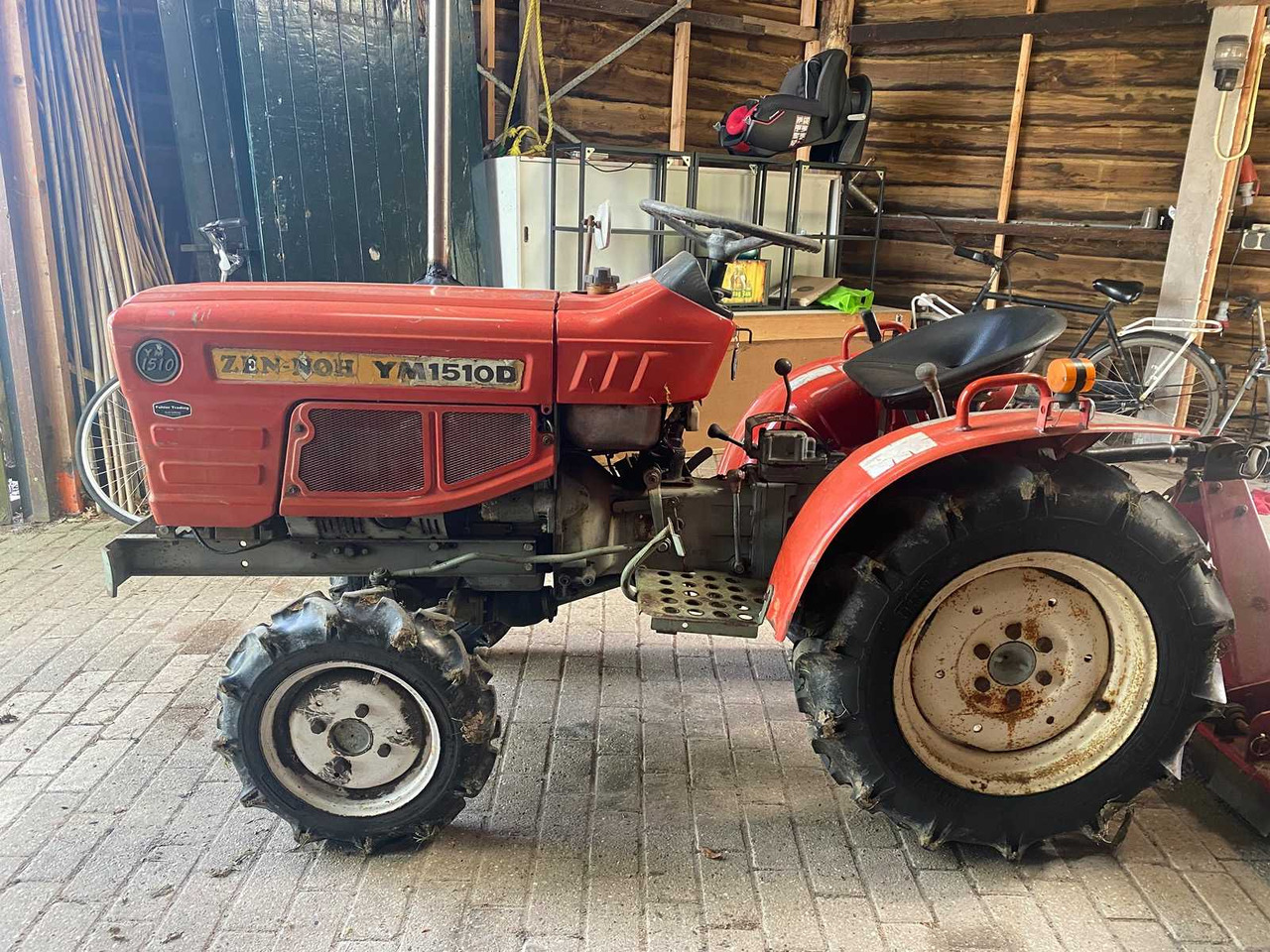 Yanmar zen-noh ym 1510D - Mini traktor: slika 4 Yanmar zen-noh ym 1510D - Mini traktor: slika 4