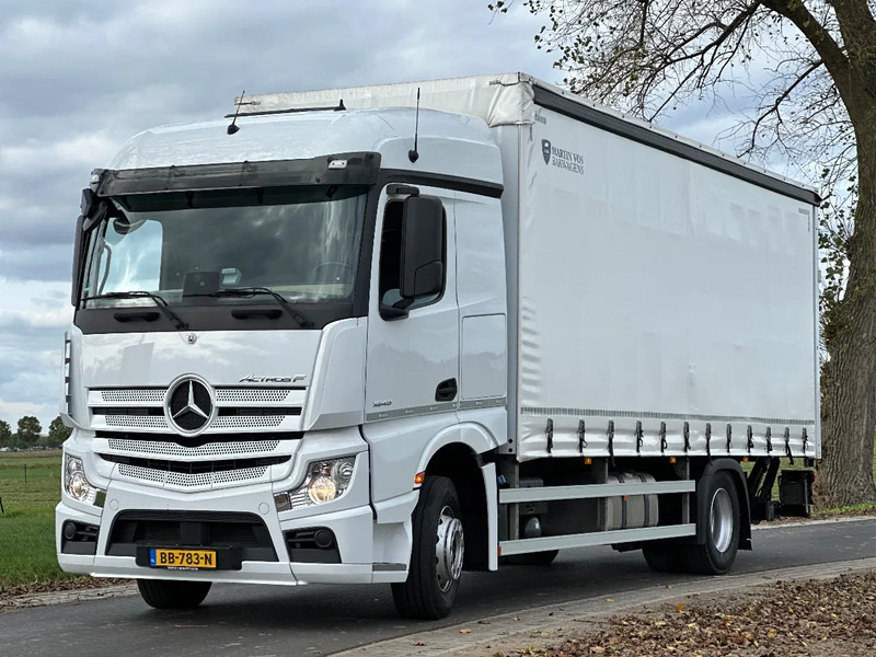 Mercedes-Benz Actros ACTROS 1843L 2022. 183432km Schuifzeil met Laadklep 2000kg - Tovornjak s ponjavo: slika 1 Mercedes-Benz Actros ACTROS 1843L 2022. 183432km Schuifzeil met Laadklep 2000kg - Tovornjak s ponjavo: slika 1