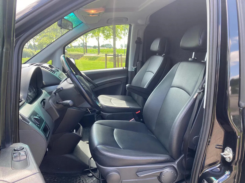 Mercedes-Benz Vito V6 6-Cilinder 2014. 79210km. - Mali kombi: slika 5 Mercedes-Benz Vito V6 6-Cilinder 2014. 79210km. - Mali kombi: slika 5
