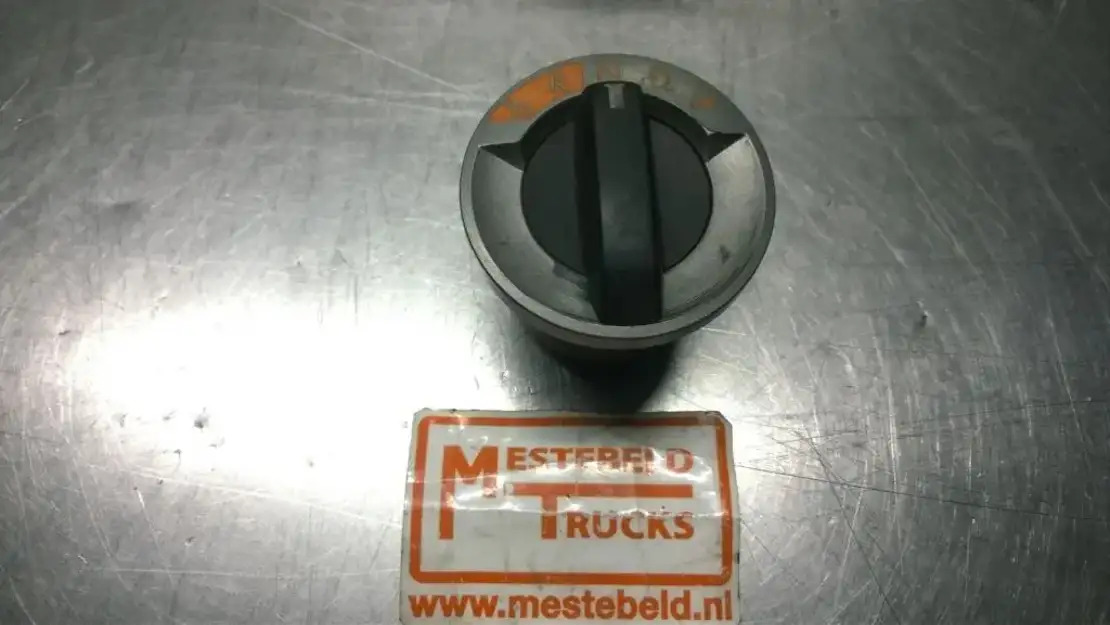 DAF Keuzeschakelaar - Menjalnik in deli za Tovornjak: slika 1 DAF Keuzeschakelaar - Menjalnik in deli za Tovornjak: slika 1