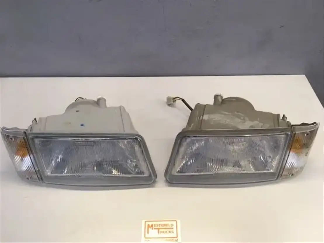 Iveco Koplamp - Električni sistem za Tovornjak: slika 1 Iveco Koplamp - Električni sistem za Tovornjak: slika 1