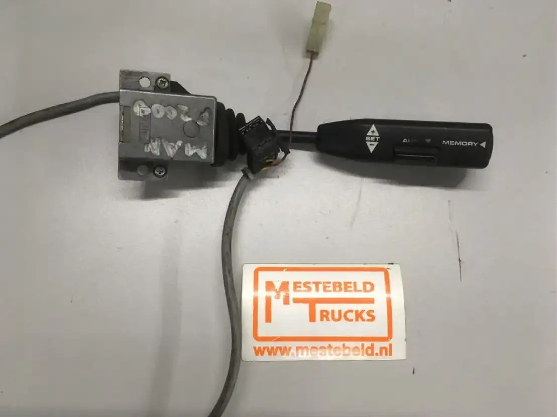 MAN Stuurschakelaar Cruise controle - Električni sistem za Tovornjak: slika 1 MAN Stuurschakelaar Cruise controle - Električni sistem za Tovornjak: slika 1