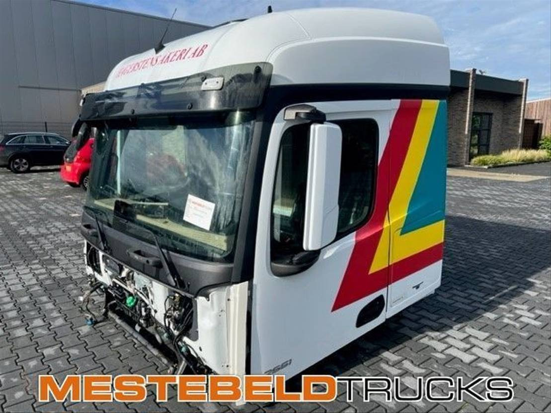 Mercedes-Benz Cabine MP4  - Kabina za Tovornjak: slika 1 Mercedes-Benz Cabine MP4  - Kabina za Tovornjak: slika 1