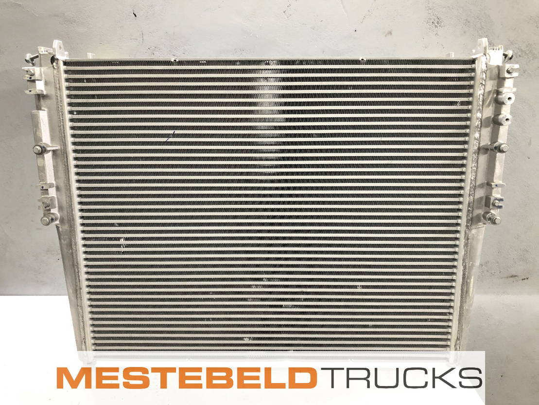 Mercedes-Benz Intercooler - Sistem za dovod zraka za Tovornjak: slika 1 Mercedes-Benz Intercooler - Sistem za dovod zraka za Tovornjak: slika 1