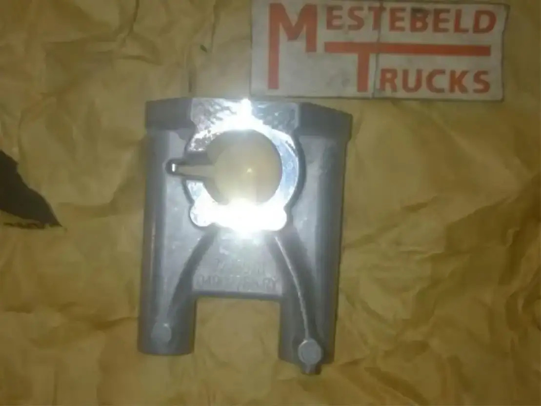 Renault Steun tuimelaaras Midlum - Motor in deli za Tovornjak: slika 1 Renault Steun tuimelaaras Midlum - Motor in deli za Tovornjak: slika 1