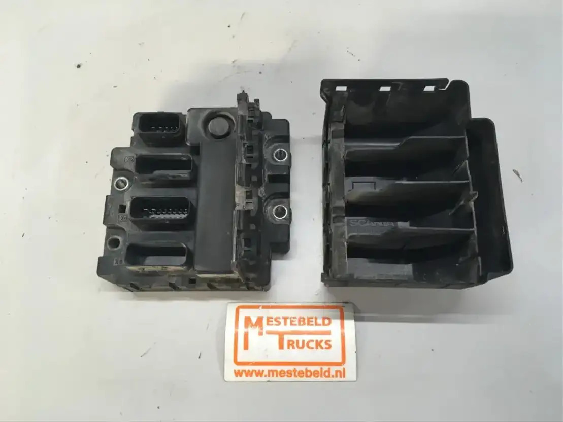 Scania R egeleenheid ECU SMS - Električni sistem za Tovornjak: slika 1 Scania R egeleenheid ECU SMS - Električni sistem za Tovornjak: slika 1