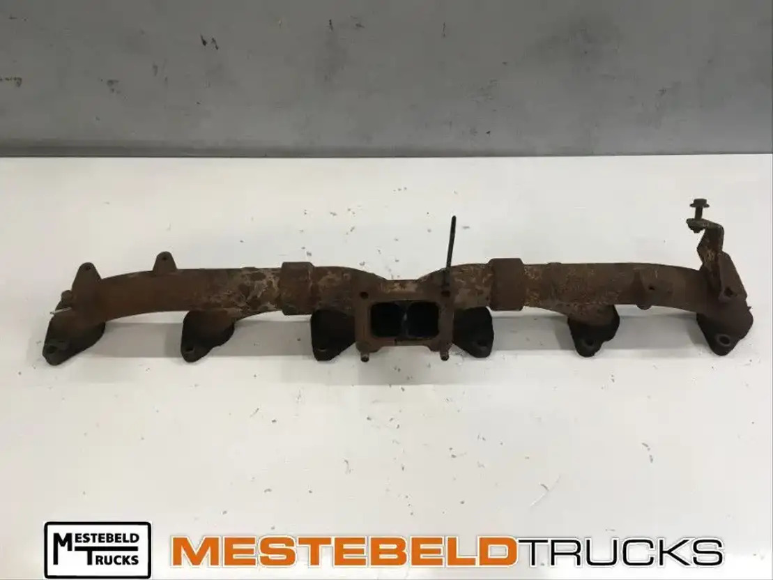 Scania Uitlaatspruitstuk 3-delig R420 - Motor za Tovornjak: slika 1 Scania Uitlaatspruitstuk 3-delig R420 - Motor za Tovornjak: slika 1